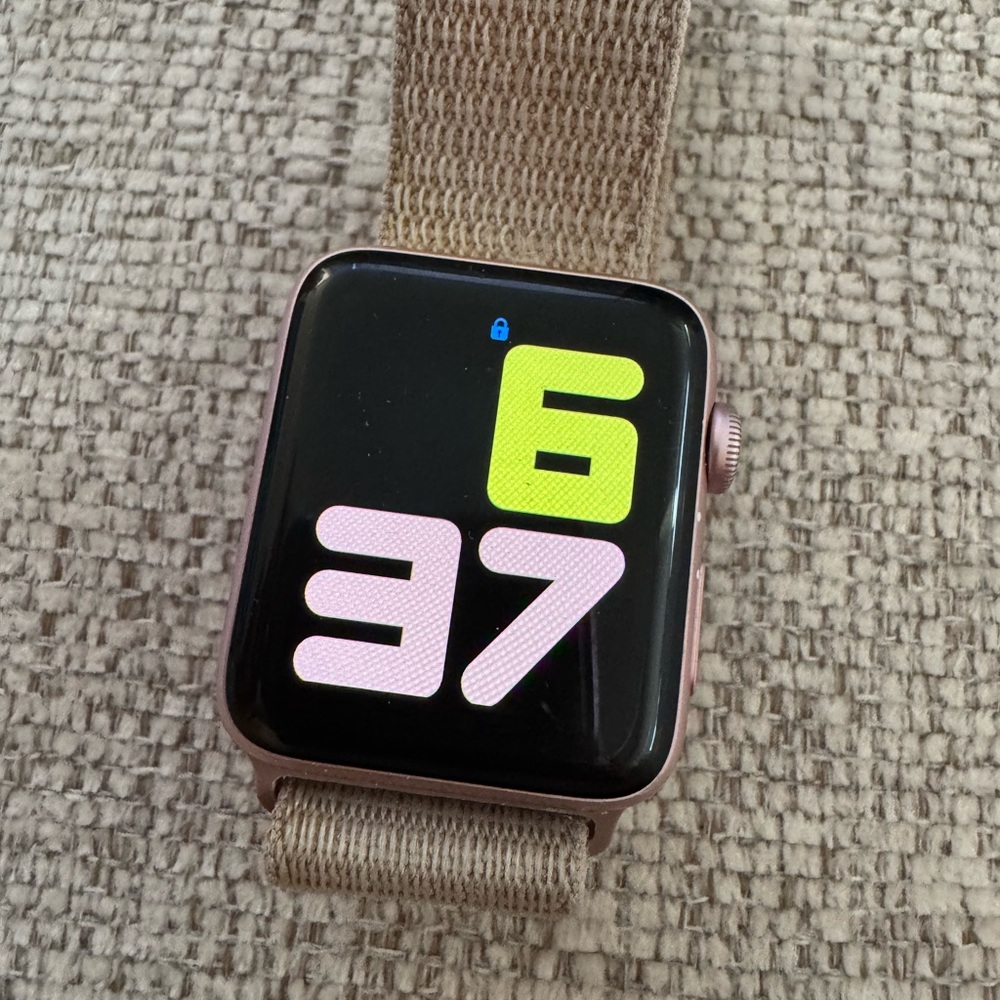 Apple Watch Series 2 42mm- Rose Gold Tan Band— good to very good condition